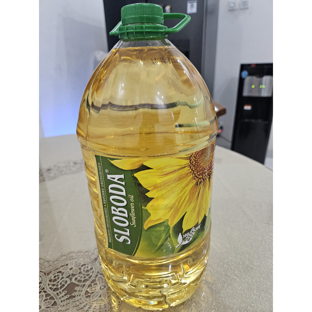 

SLOBODA Sunflower Oil Minyak Bunga Matahari Untuk Masak 5 Liter 5 L