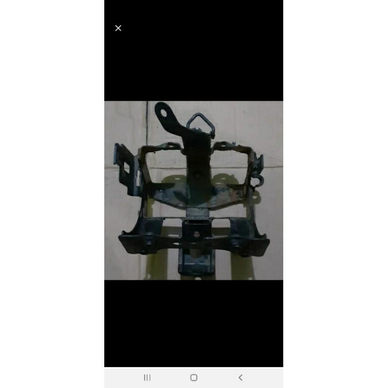 Dudukan aki vario techno 110 karbu original copotan
