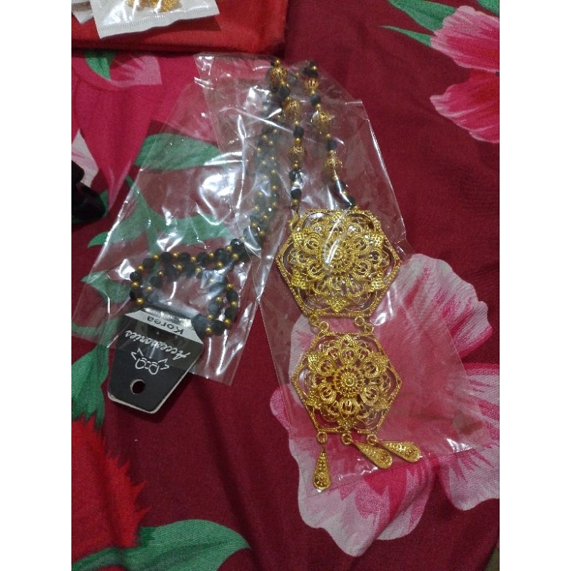 Kalung baju bodo