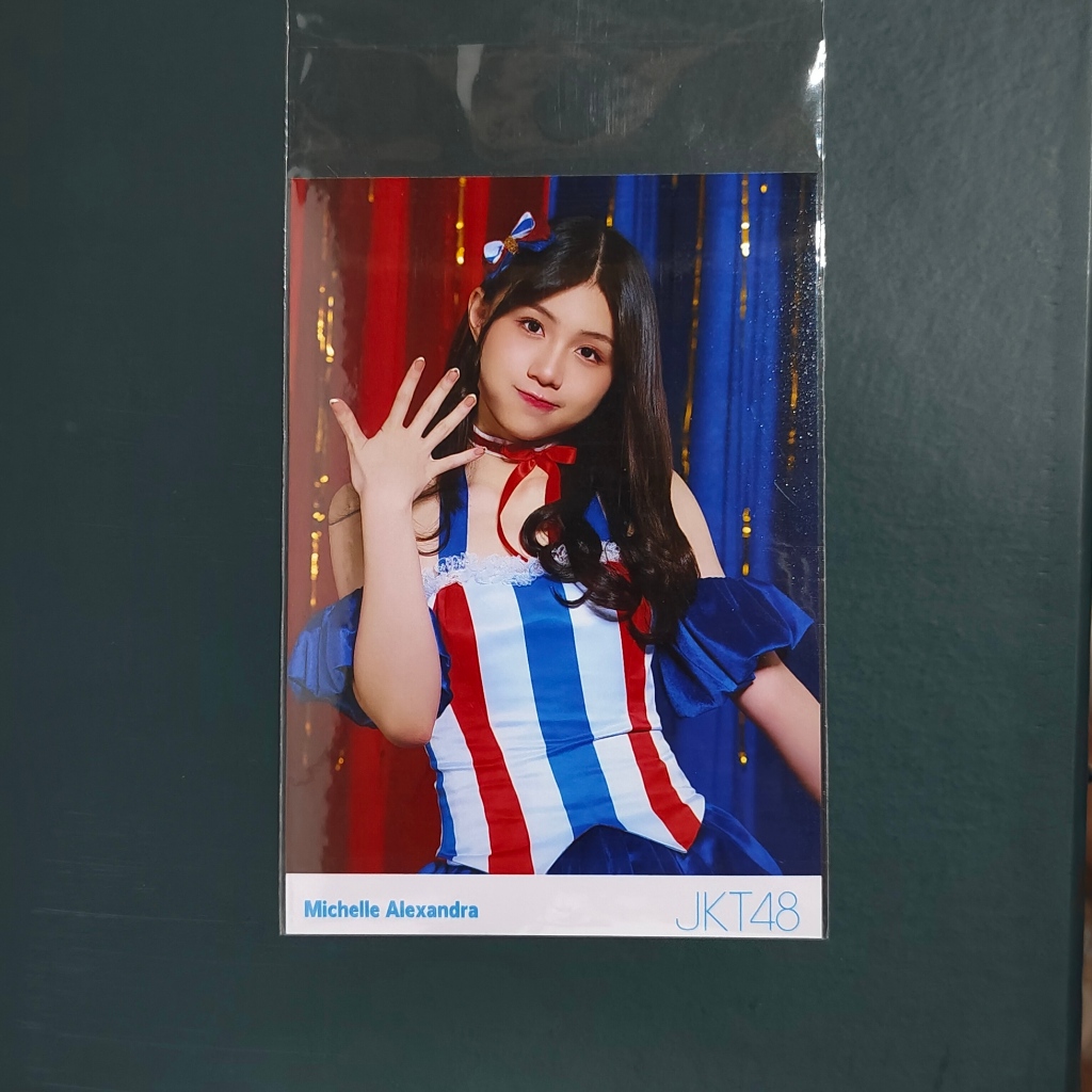 Photopack PP Official JKT48 26th Single Sukinanda Ishou Wonderland Circus | Michelle Alexandra Michi