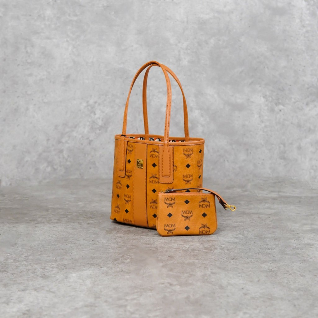 Tas MCM LIZ VISETOS COGNAC REVERSIBLE MINI TOTE BAG 100% ORIGINAL