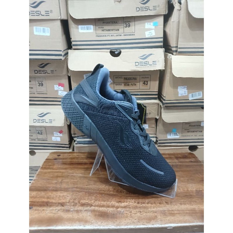 SEPATU SEKOLAH DESLE MC IRON