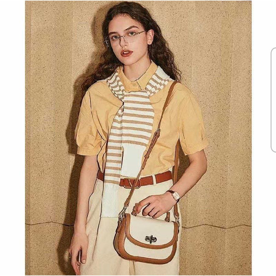 Tas selempang Darma Sosialita Tas slempang sosialita YM