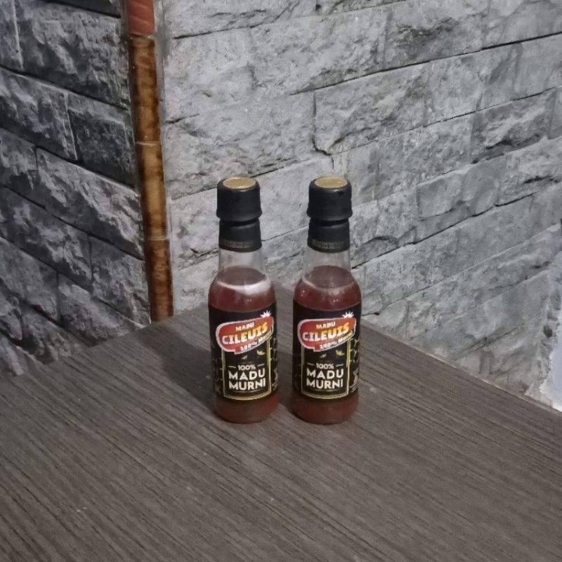 

Madu Cileuis jenis madu dari lebah klanceng itama