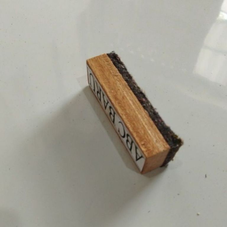 

Penghapus papan tulis isi12pcs KODE R6D1