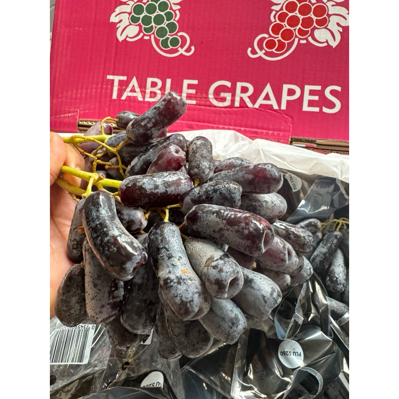 

Buah Anggur Jari 450gr Manis Non Biji