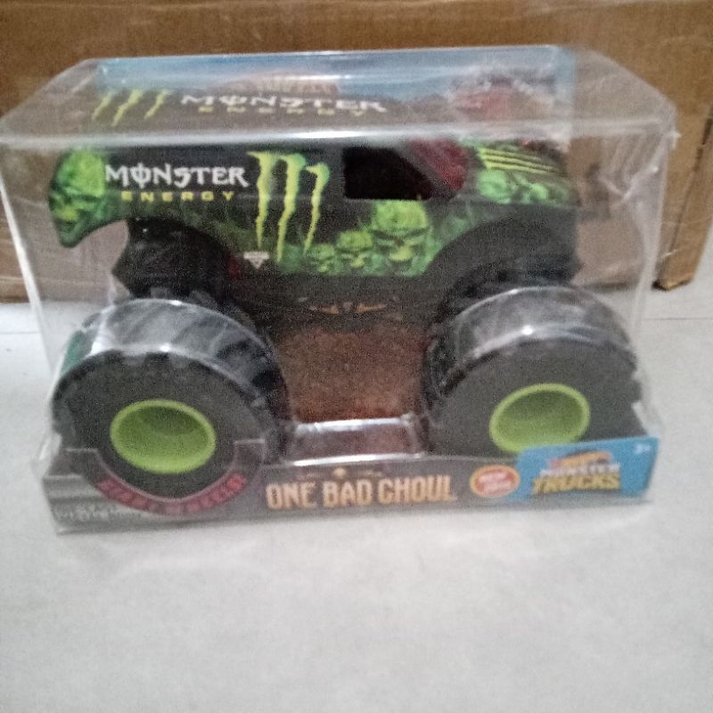 one bad ghoul monster trucks hotwheels skala 24 monster energy