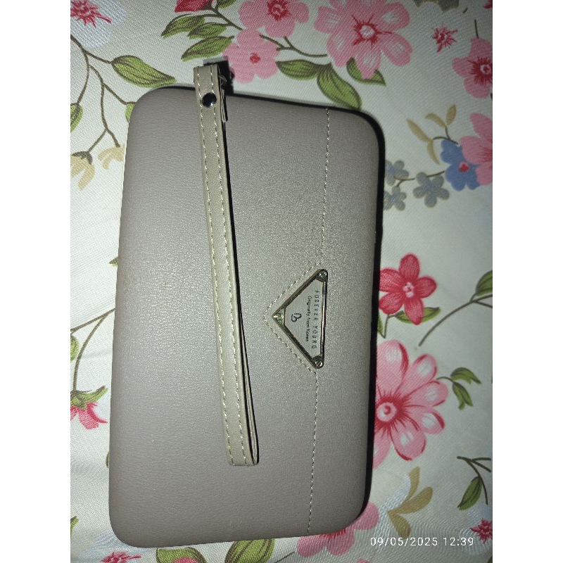 forever young dompet