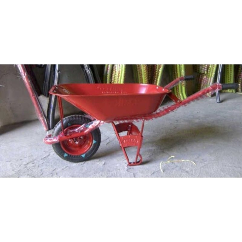 Gerobak sorong artco gerobak pasir merah artco asli