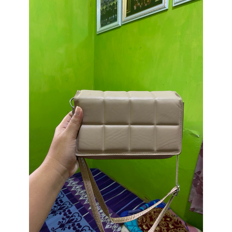 PRELOVED Tas Shoulderbag/Slingbag