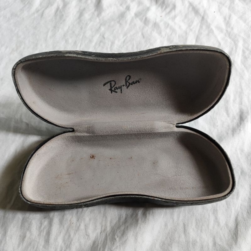 box  kacamata  ray bekas