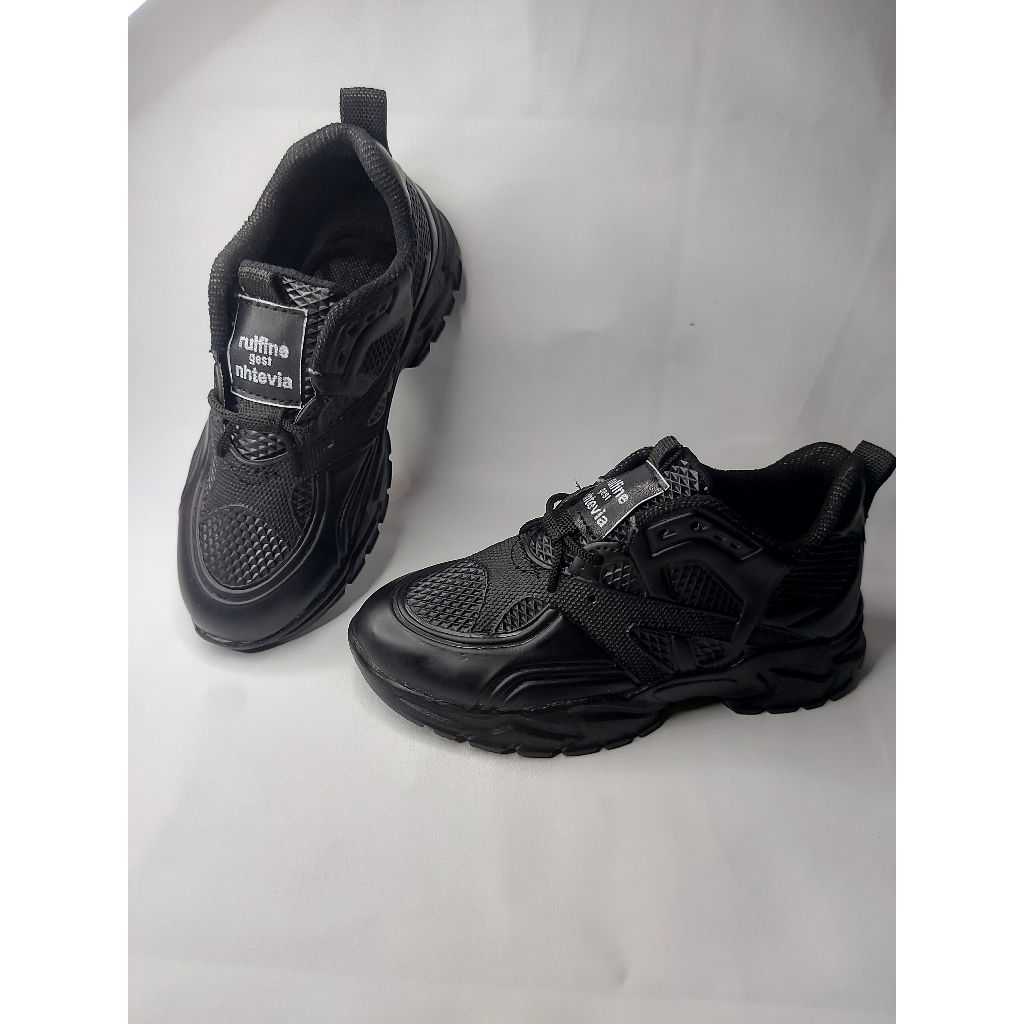 SEPATU SNEAKERS ANAK MODEL KEKINIAN JINTU FULL BLACK