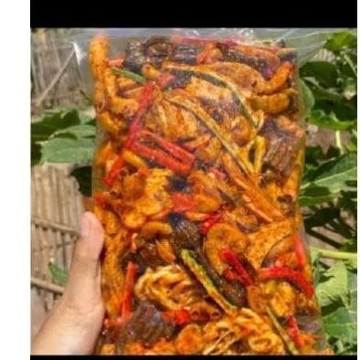 

Seblak kering Mix pedas daun jeruk