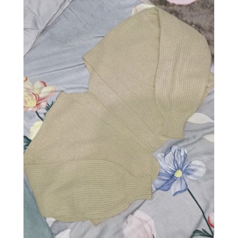 PRELOVED CARDIGAN CROP