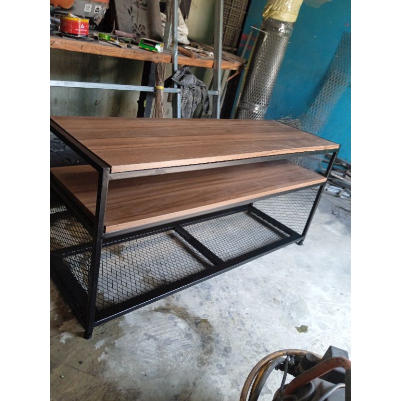 meja tv minimalis modern rangka besi top kayu dan ram