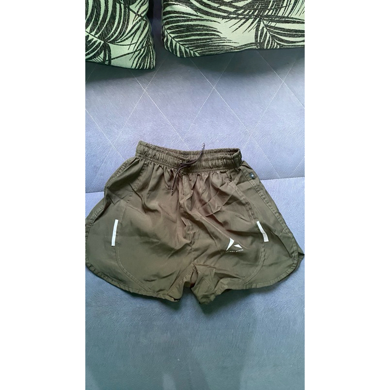 preloved celana olahraga