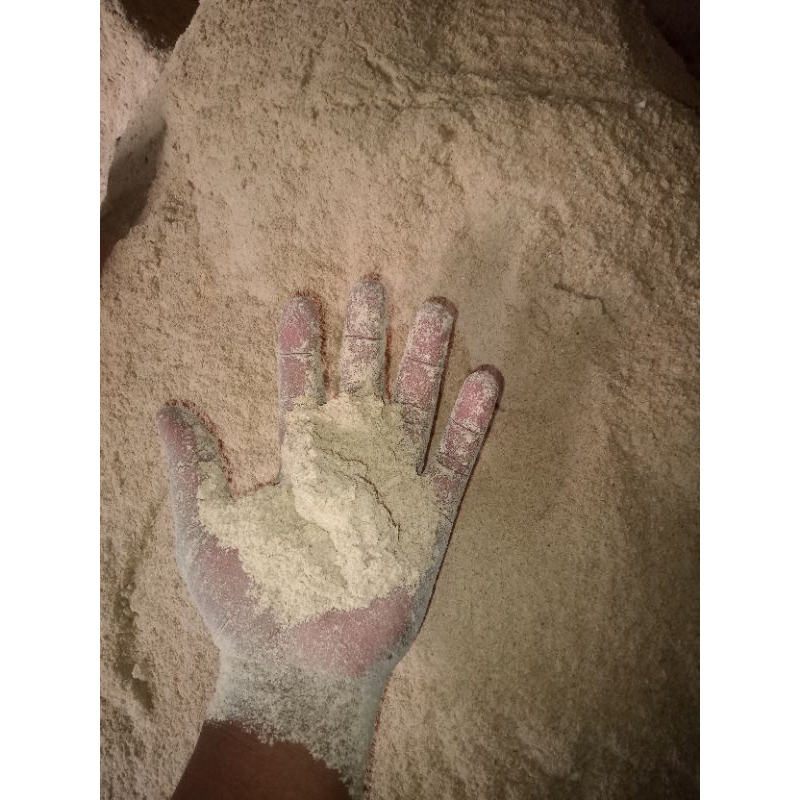 Bekatul / dedak murni cocok buat pakan hewan ternak dll.