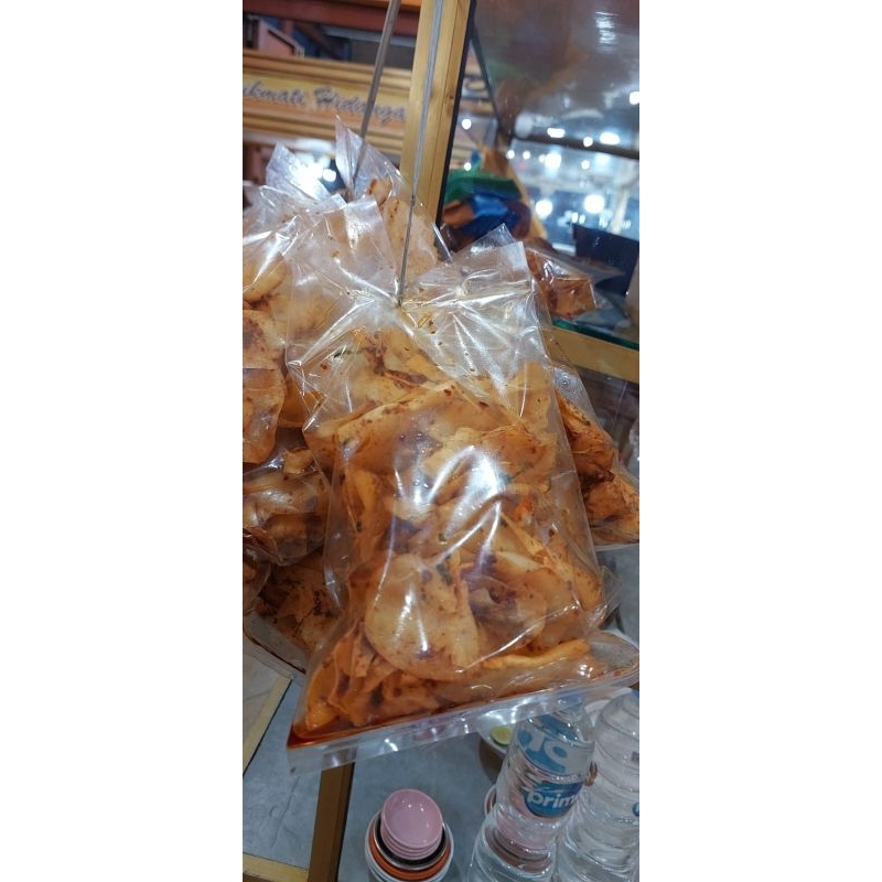 

Keripik Ubi Pedas Gurih Renyah ukuran 1 Kg