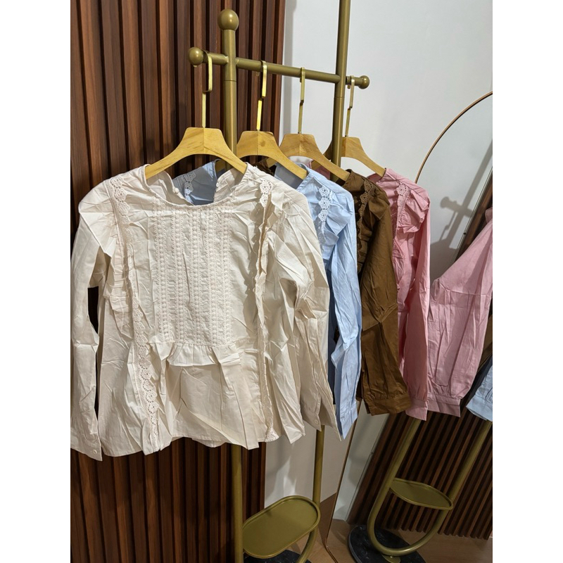 Blouse Renda//Kemeja Renda