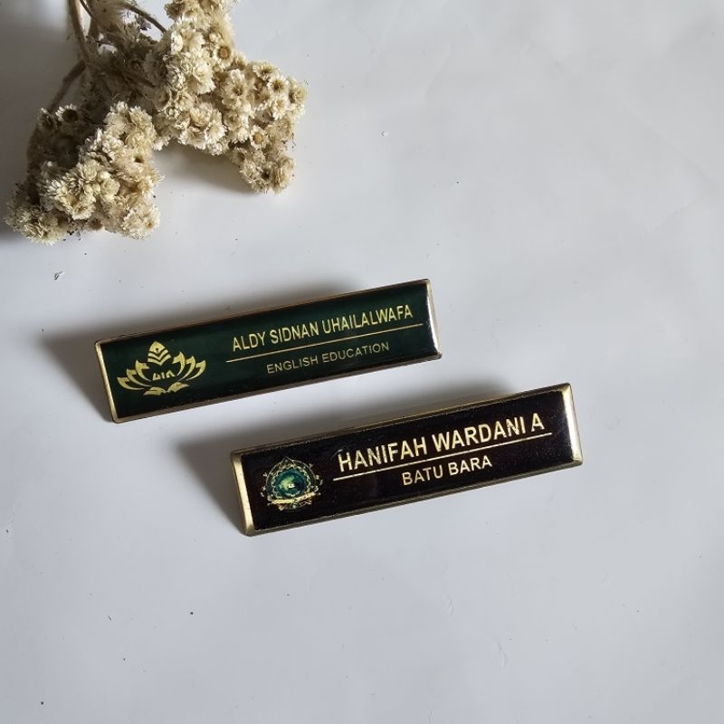 

Nametag Kuningan - Custom Nama dan Desain - Grosir min. 15 pcs