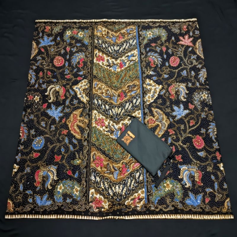 Esbeha : Seri Gajah Mada | Sarung Batik Tulis 100%