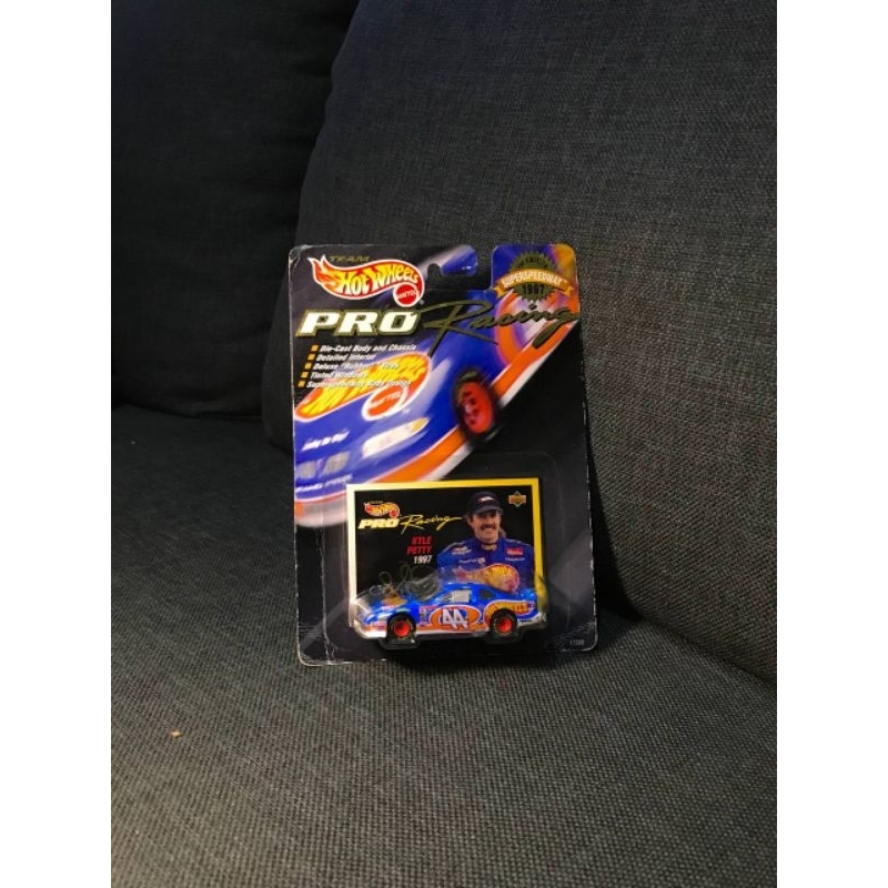 Hot Wheels Pro Racing Nascar 44