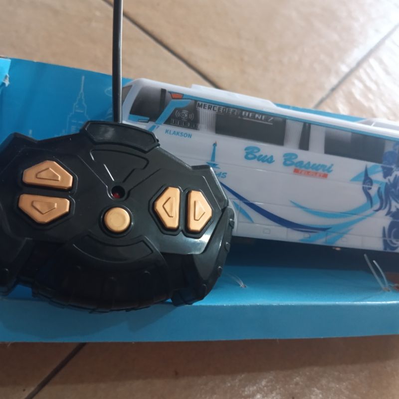 Remote Control ( RC) Bus Basuri Telolet