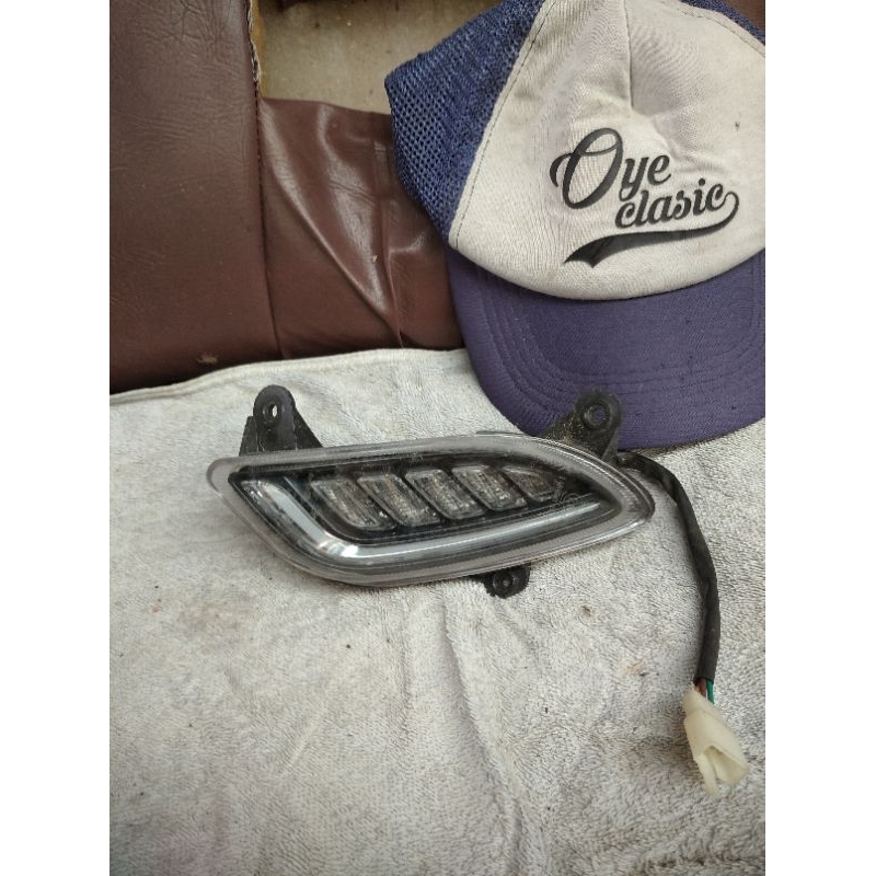 LAMPU SEIN SEPEDA LISTRIK