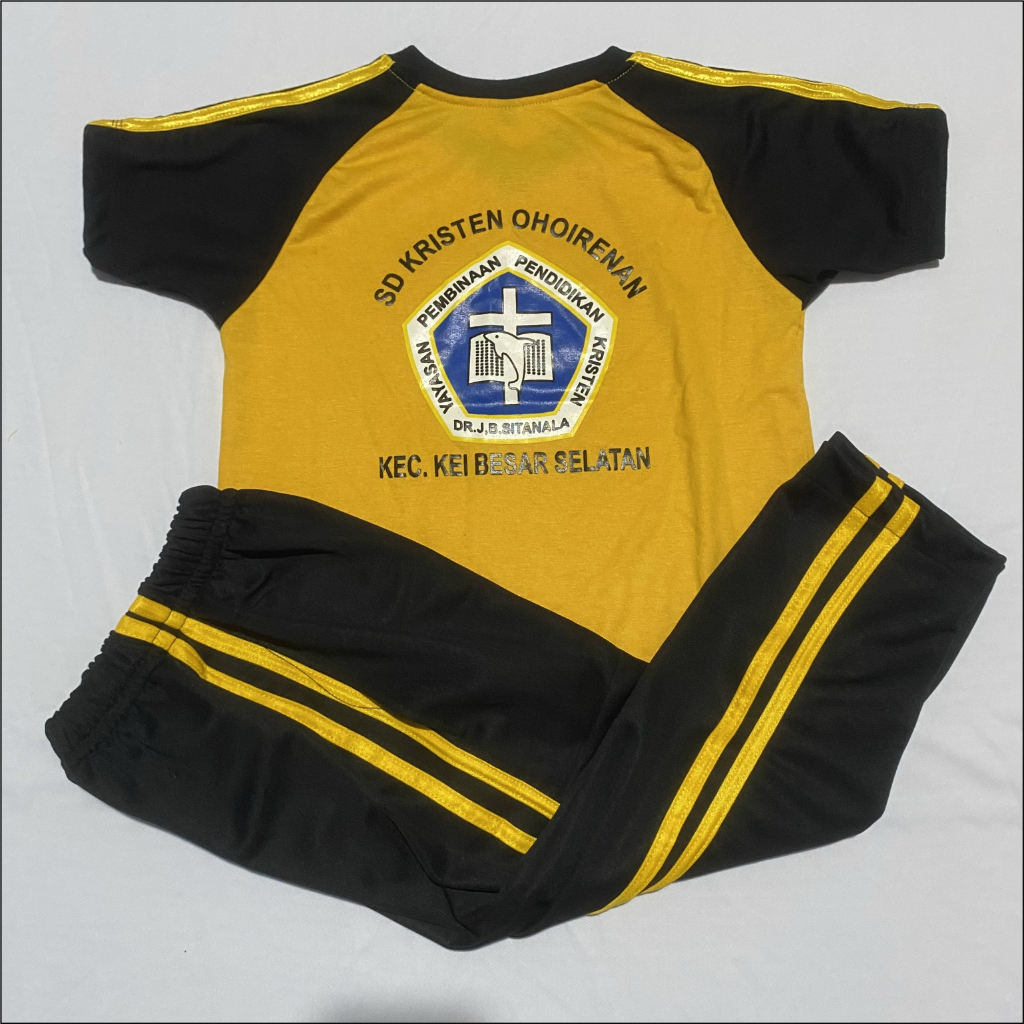 Setelan Kaos Olahraga SD / MI Custom Desain