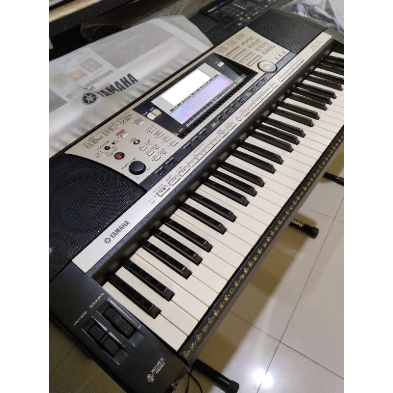 Keyboard Yamaha PSR 740 Sudah Emulator Flashdisk (harga sudah termasuk packing kayu)