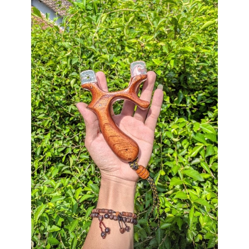 Ketapel Kayu Laminasi Akrilik