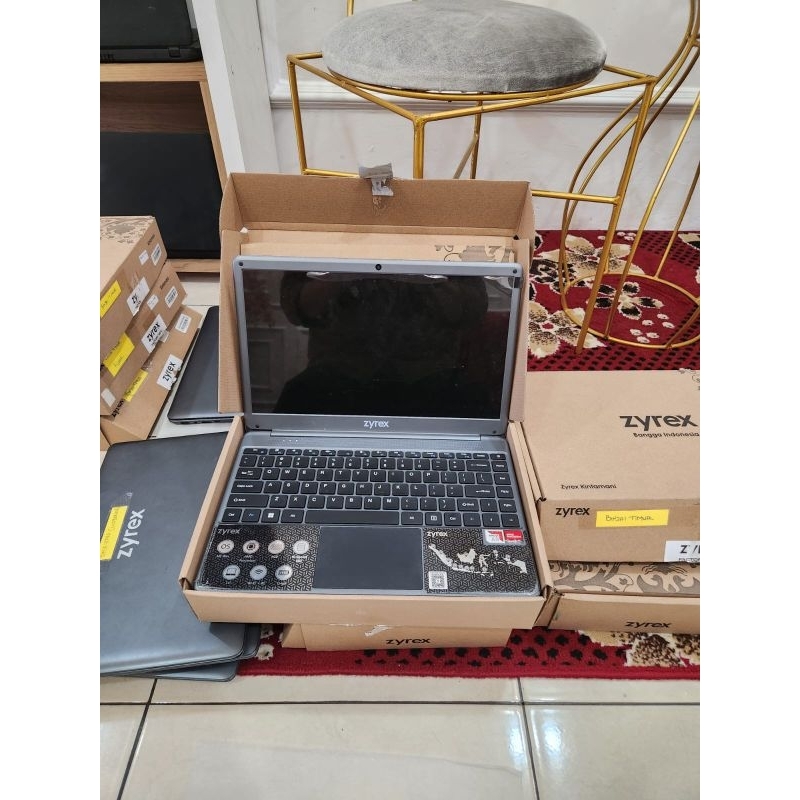 laptop lelang