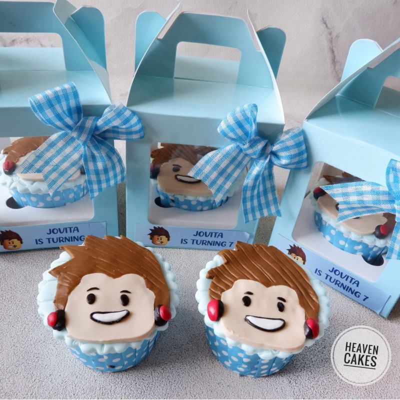 

custom cupcake goodiebag