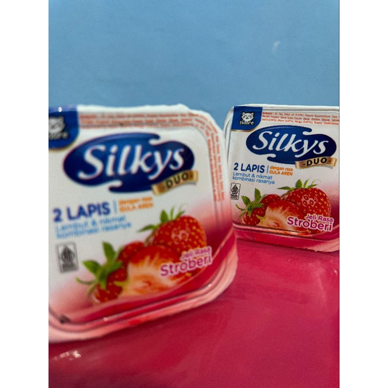 

Jelly Silky Duo Rasa Stroberi