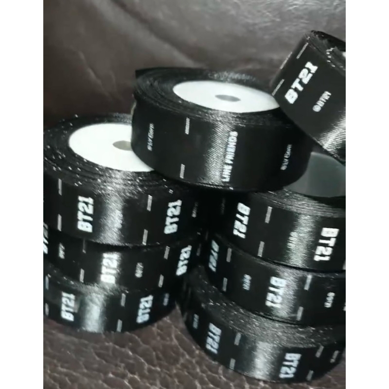 

LABEL BAHAN SATIN CUSTOM BANYAK DESIGN