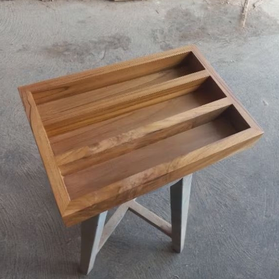 rak boneka kecil kayu jati | suka woodcraft