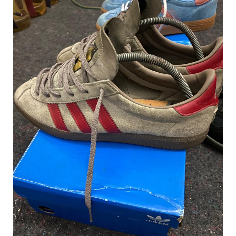 PESANAN HADAK SEPATU ADIDAS city series second