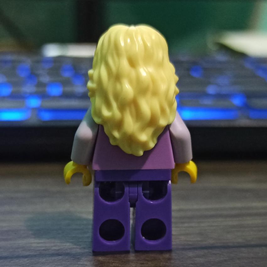 mini figure lego female moc