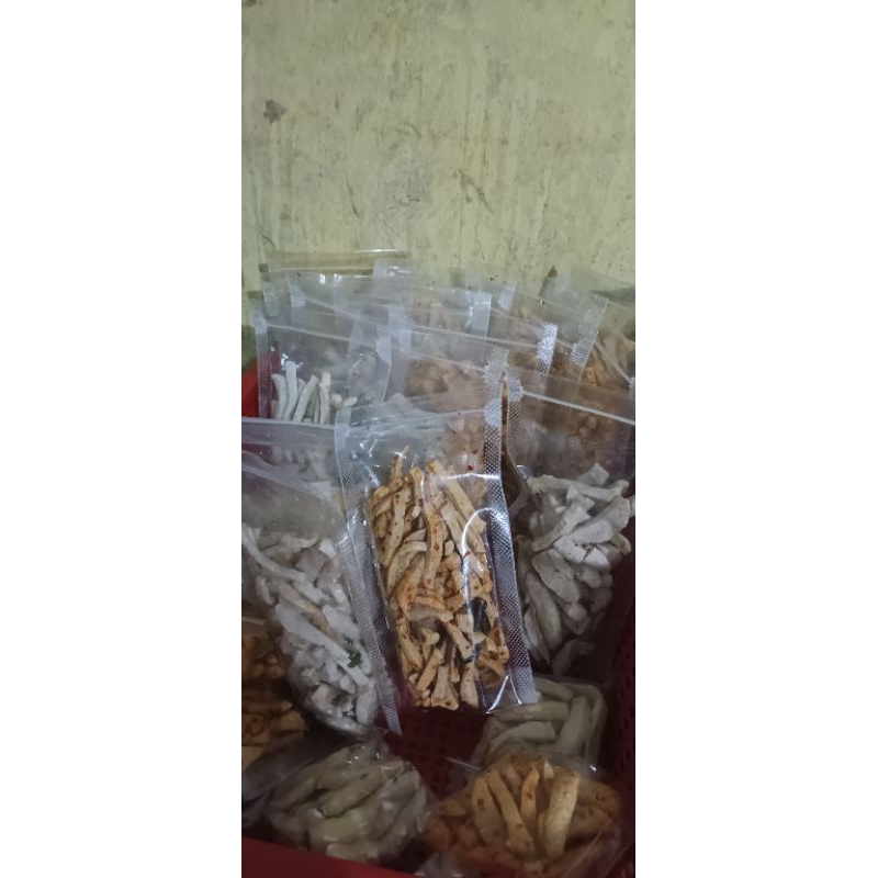 

Basreng enak (pedas 250gr & original 250gr) / makanan instan spices cemilan basreng. Bumbu melimpah