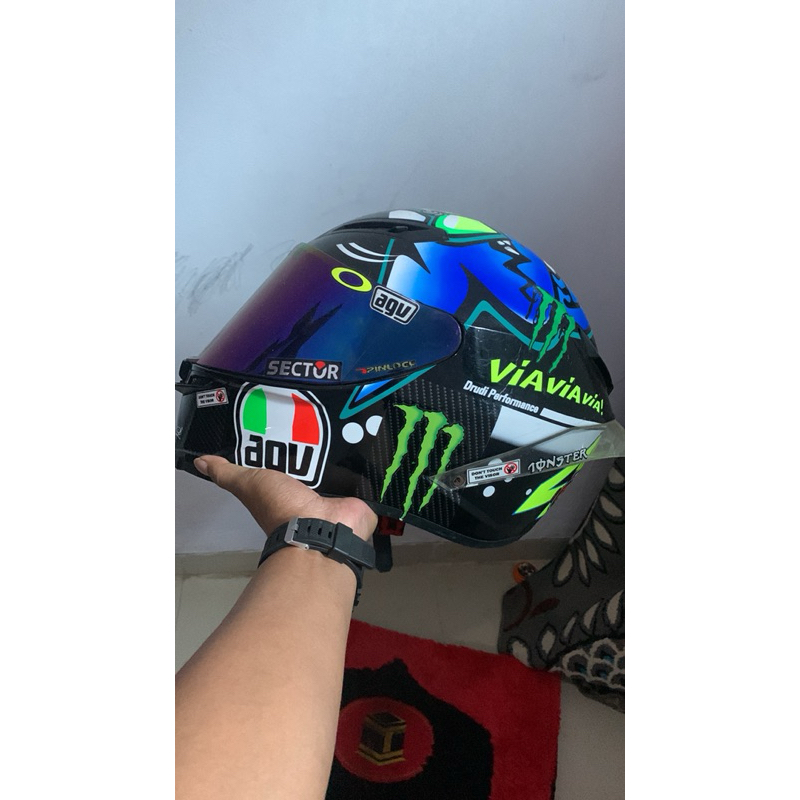 Helm AGV Pista full face