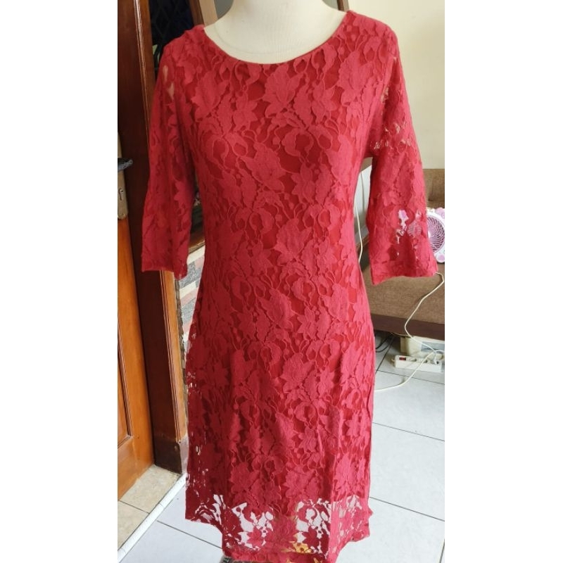 Dress Merah Maroon