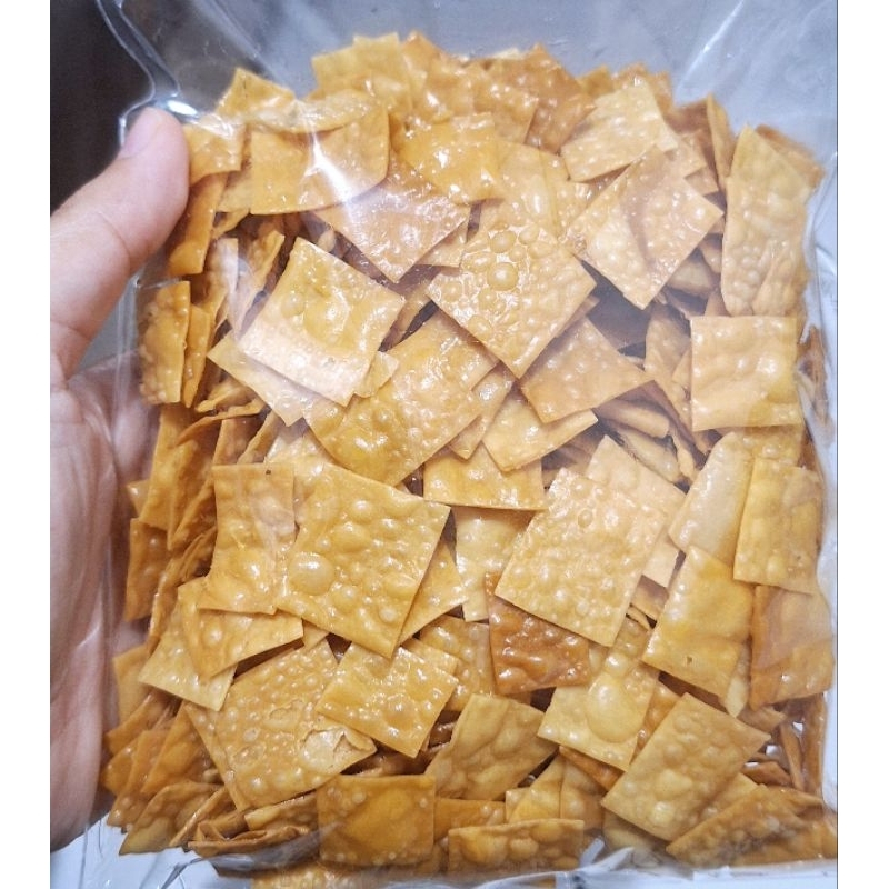 

keripik pangsit sultan 250 gram keripik pangsit pedas daun jeruk