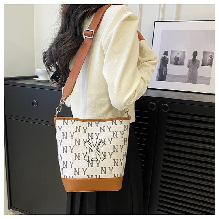Promo Terbaru Tas Bucket Wanita Mlb-Korea Varsity Basic Canvas Bucket Bag