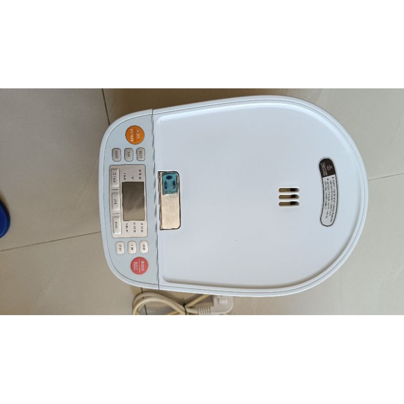 Electrolux Penanak Nasi, Rice cooker