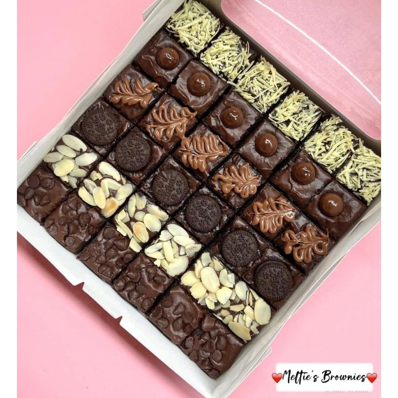 

(PROMO) Fudgy Brownies Sekat//Mix//20x20 Cm
