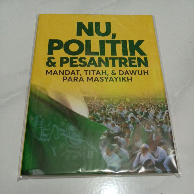 buku NU politik & pesantren