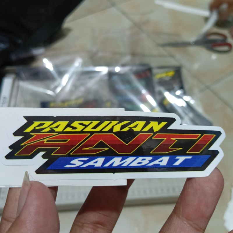 

STIKER PASUKAN ANTI SAMBAT