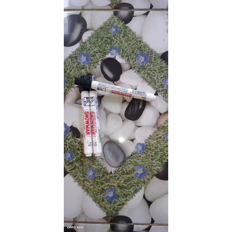 

Spidol Snowman permanen marker tipe AG-12 hitam