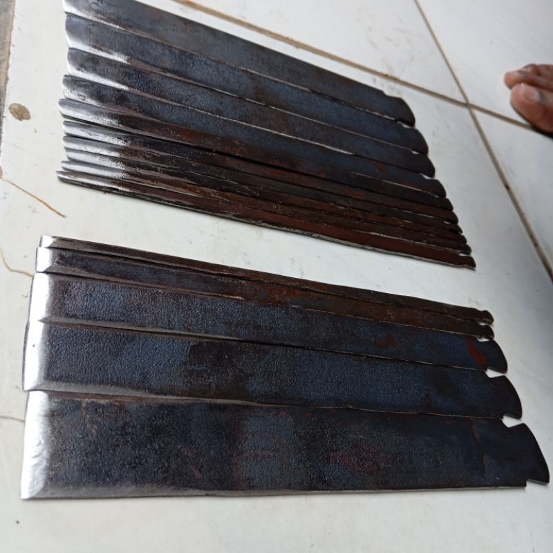 pahat ukir/tatah ukir kayu Jepara set isi 21pcs