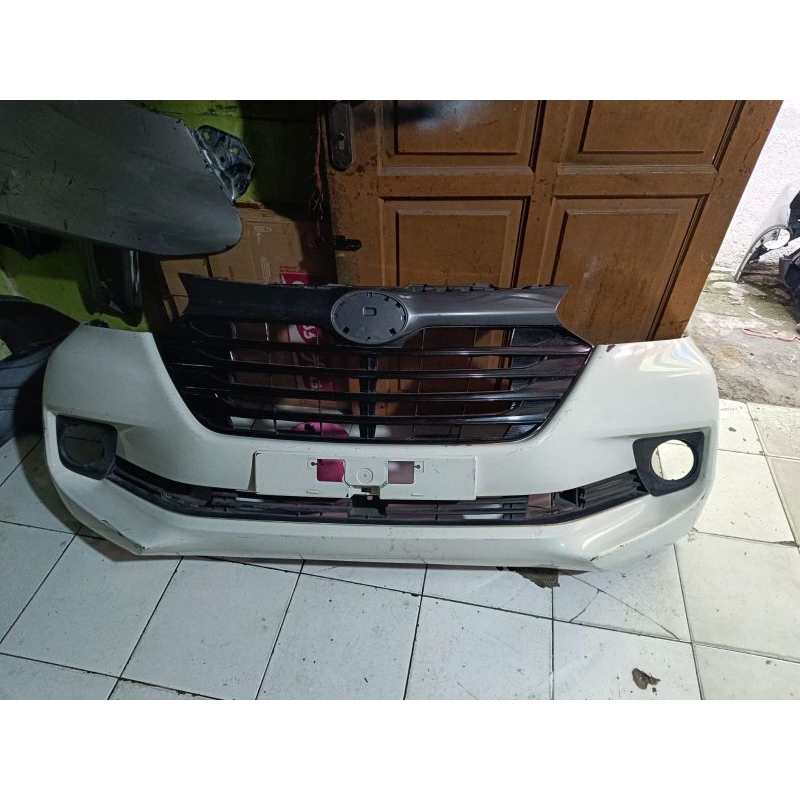Bemper Depan Toyota Avanza / Xenia 2016,2017,2018 Komplit Original
